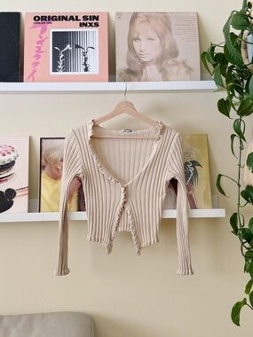 Ribbed Button-Front Sweater Cardigan - Cream